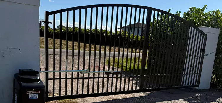 Driveway Fence Repair Tucker